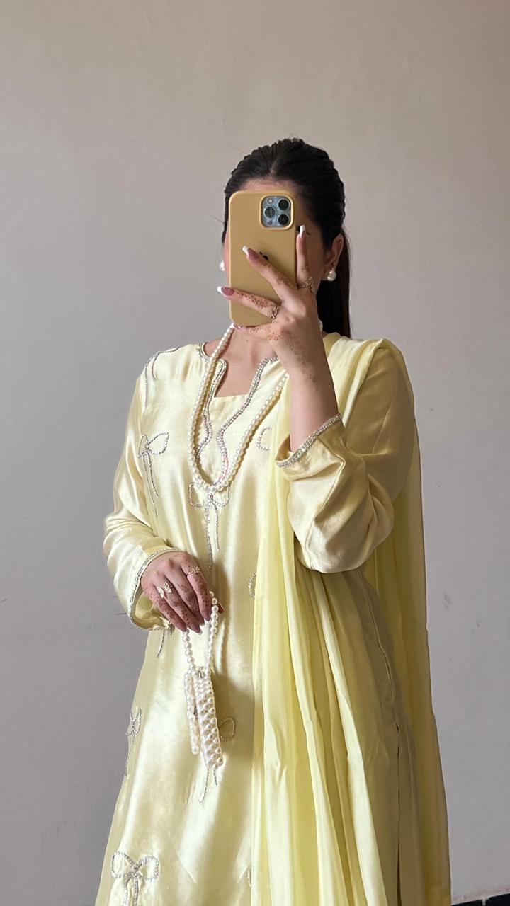 Butter yellow